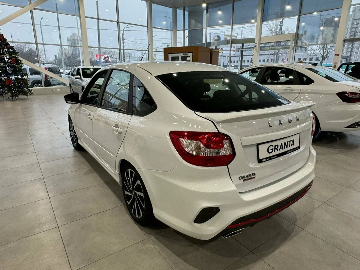 Lada Granta Sport Лифтбек в Уфа - фото №4